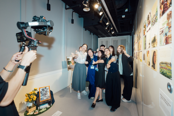 A Photo of The Organising Committee, MALCS Graduate Show